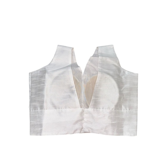 Silver & White Metallic Crop Top with Built-In Cups – Party/Bridal XS-S - Picture 11 of 11